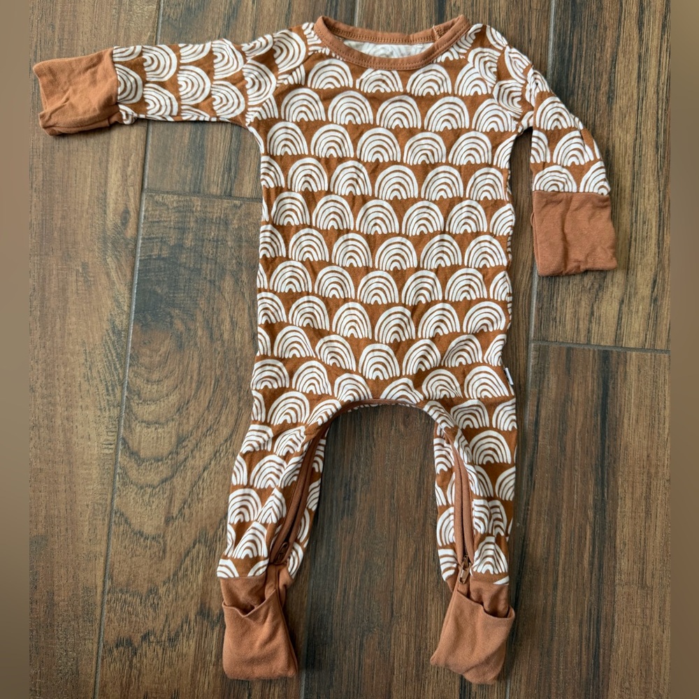 Little Sleepies Rust Rainbow Crescent Zippy